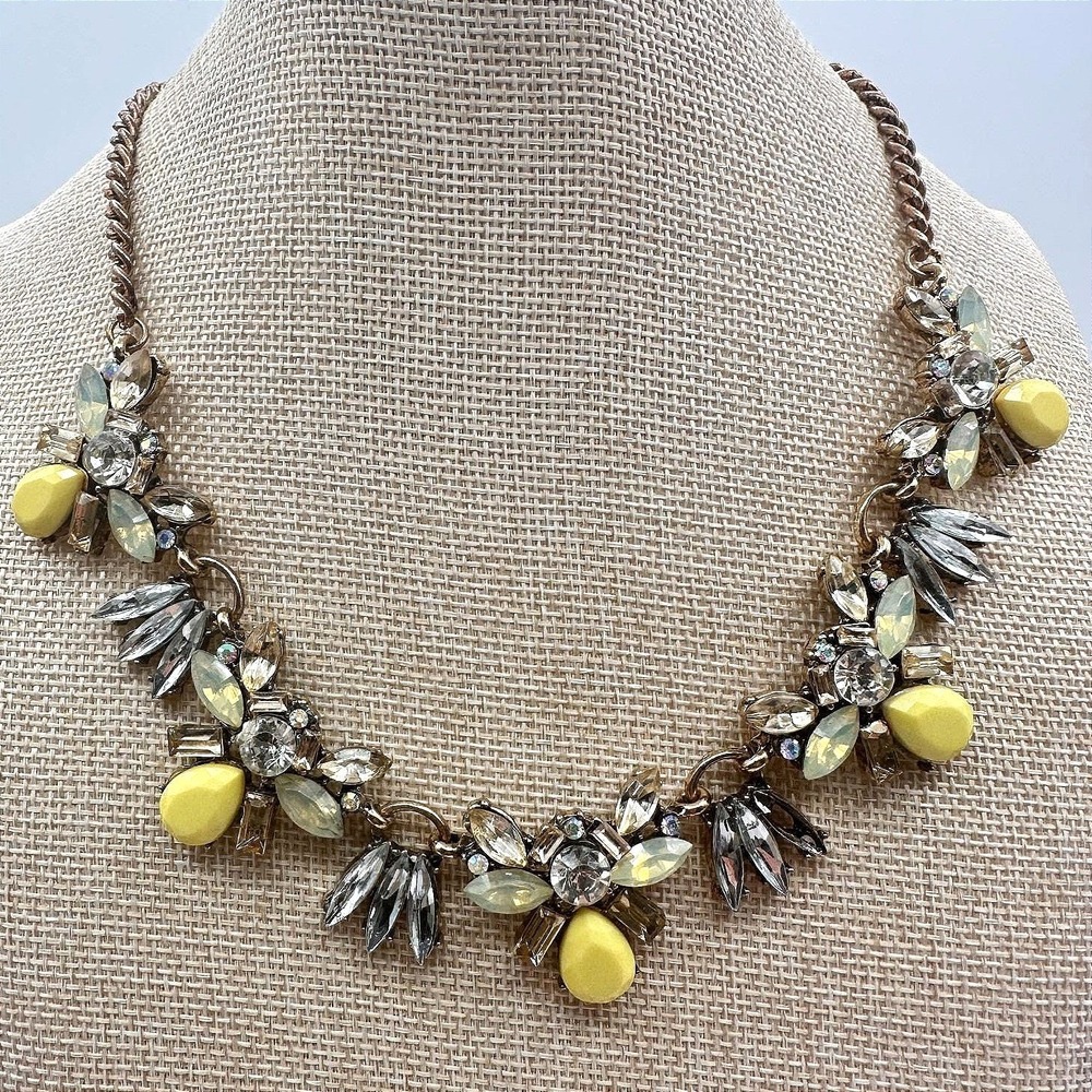 Vintage 80s Bohemian Yellow Gemstone Statement Bib Necklace‎ Gold Tone Jewelry